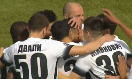 Видео великолепного гола Дарабаева матча Премьер-Лиги «Иртыш» — «Кайрат»