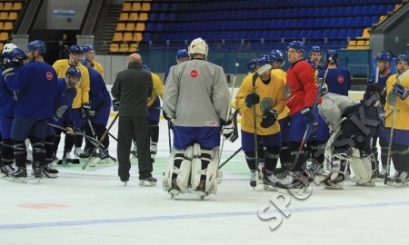 Фоторепортаж с тренировки сборной Казахстана в Киеве