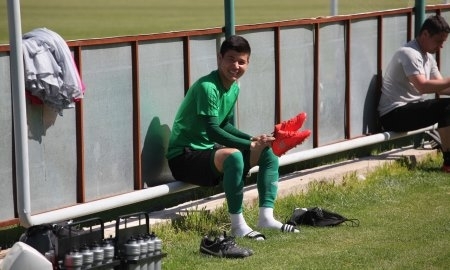 Фоторепортаж с тренировки «Атырау» в Шымкенте