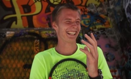 Казахстанский теннисист потроллил Федерера и Маррея