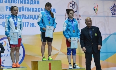 В Шымкенте стартовали Молодежные игры по тяжелой атлетике