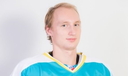 Шестаков продлил контракт с «Торпедо»