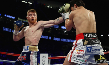 <strong>Альварес победил Чавеса решением судей — в бою потенциальных соперников Головкина</strong>