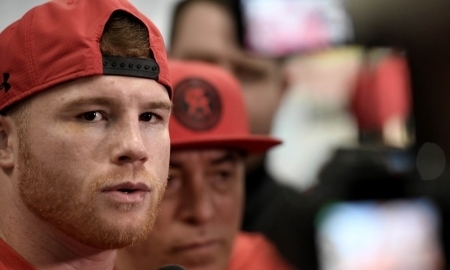 Альварес потроллил Головкина за пожелание удачи