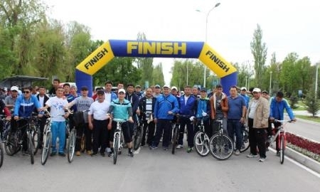 600 жамбылцев участвовали в велопробеге