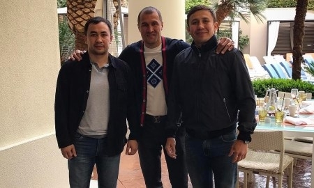 Ковалев поздравил Головкина со сделкой по бою с Альваресом