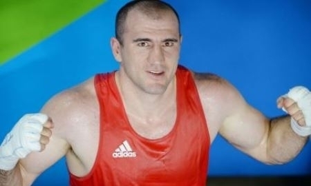 Казахстанец встретится с боксером нокаутировавшим Дычко на Исламиаде в Баку