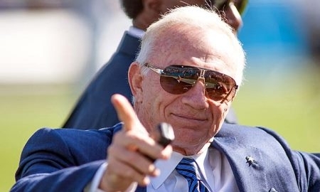 Владелец «Ковбойз» намерен добиться проведения боя Головкин — Альварес в Далласе