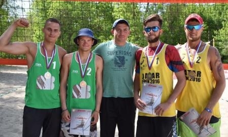 Спортсмены из Актау привезли две медали с международного турнира по пляжному волейболу