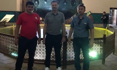 Младенов посетил Туркестан