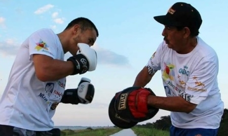 Видео тренировки Ислама перед боем с Гонсалесом