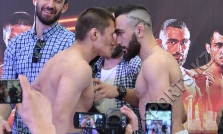 Прямую трансляцию титульных боев Жумагулова и Кичигина покажет «Боец»