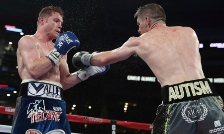 Экс-соперник Альвареса сделал прогноз на его бой с Головкиным