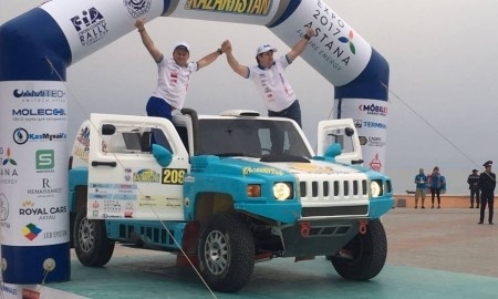 Пятый этап Кубка мира по ралли-рейдам Rally Kazakhstan-2017 стартовал в Актау