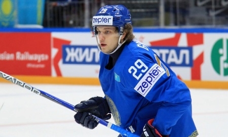 «Барыс» продлил контракт с нападающим