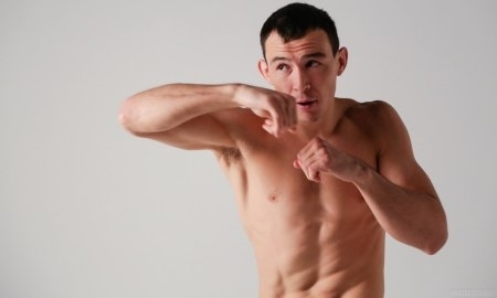 Букмекеры назвали фаворита в бою Исмагулов — Дивнич