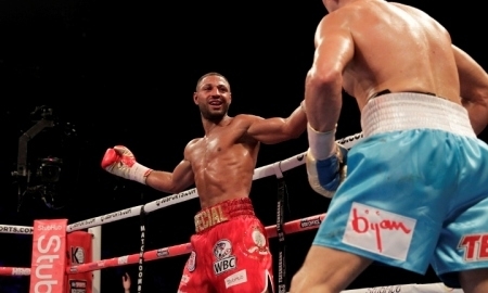 Экс-соперника Головкина похвалили за крепкий подбородок