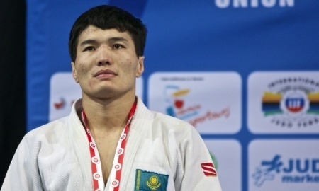 Дзюдоист Жумаканов стал серебряным призером чемпионата Азии-2017