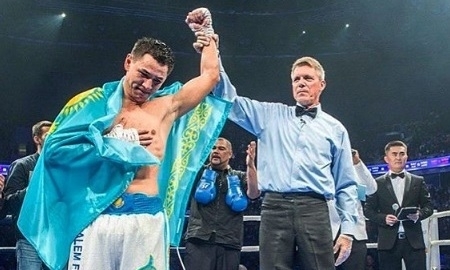 <strong>Тураров нокаутом одержал 21-ю подряд победу на профи-ринге</strong>