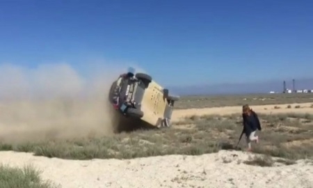 Видео «трюка» катарского водителя на ралли в Мангистау появилось в сети