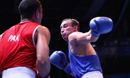 Видео боя чемпионата Азии-2017 Альжанов — Али Хан