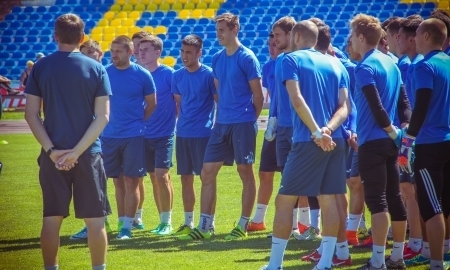 Фоторепортаж с предыгровой тренировки «Жетысу»