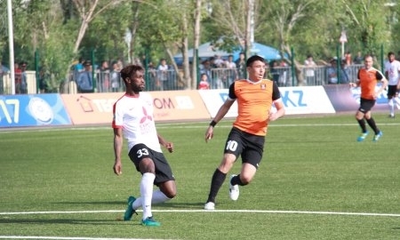 Фоторепортаж с матча Премьер-Лиги «Кайсар» — «Шахтер» 2:1