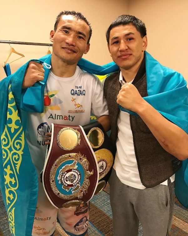 Опубликовано фото Турарова и Ислама после победных боев