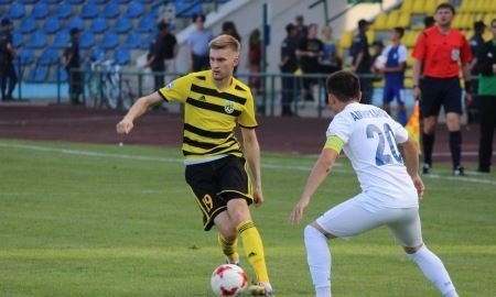 Фоторепортаж с матча Премьер-Лиги «Тараз» — «Тобол» 1:0