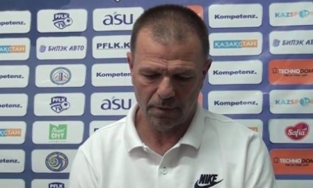 Видео послематчевой пресс-конференции Младенова игры Премьер-Лиги «Кайсар» — «Кайрат» 1:2