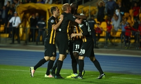 <strong>«Кайрат» разгромил «Шахтер» и продолжил чемпионскую гонку</strong>