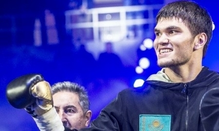 Казахстанский нокаутер проведет бой за титул WBC