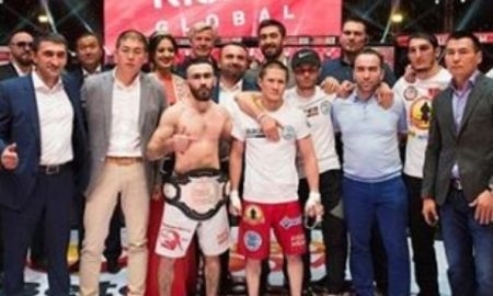 <strong>Международная бригада судей единогласно признала поражение Жумагулова от Асатряна</strong>