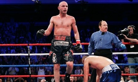 СМИ назвали боксера, который нокаутировал бы Головкина