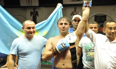 Легендарный казахстанский боец Аюпов возрождает дворовые клубы в Алматы