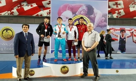 Казахстанские «классики» привезли пять медалей с турнира в Грузии