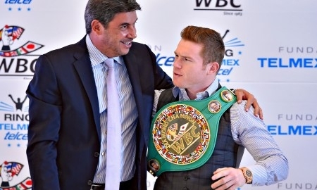 Сондерс заявил, что Альварес «обосрался», отдав пояс Головкину