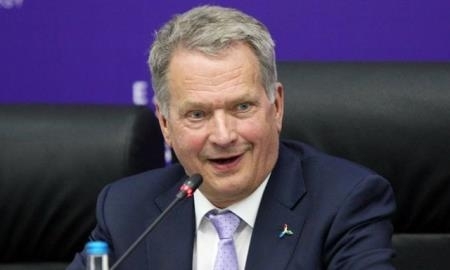 Как Президент Финляндии катался на роликах по Астане