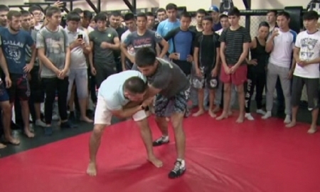 Оспанов провел мастер-класс в Алматы