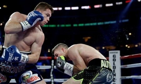 Альварес рассказал, когда решил подняться в дивизион Головкина