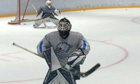 «Барыс» объявил о подписанных контрактах с хоккеистами