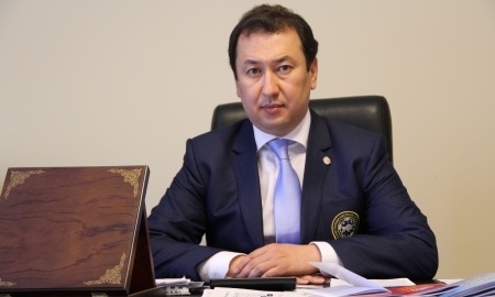 Азамат Айтхожин: «Желаю удачи казахстанским клубам!»