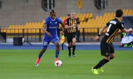 Фоторепортаж с матча Премьер-Лиги «Кайрат» — «Астана» 3:0