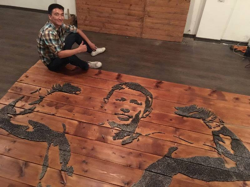 Казахстанец создал картину Головкина из гвоздей