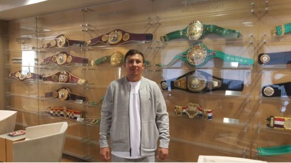 Головкин показал все свои пояса