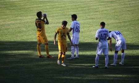 Фоторепортаж с матча Второй лиги «Ордабасы М» — «Кайрат М» 2:1