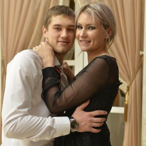 Юлия Муртазаева: «Очень тяжело справляюсь с критикой в адрес Ромы, — плачу, а иногда могу даже заткнуть рот тем, кто его ругает»