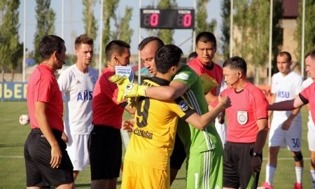 Фоторепортаж с матча Премьер-Лиги «Ордабасы» — «Кайрат» 0:2