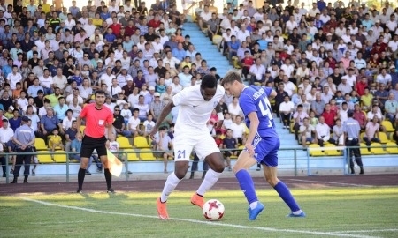 Матчи 18-го тура Премьер-Лиги посетили 18 800 зрителей