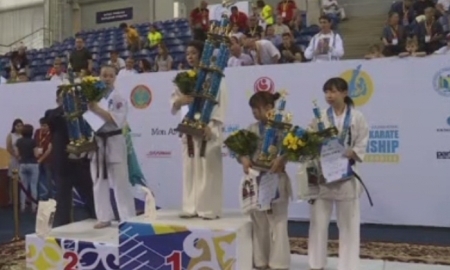 Казахстанцы завоевали восемь медалей на чемпионате мира по шинкиокушинкай каратэ